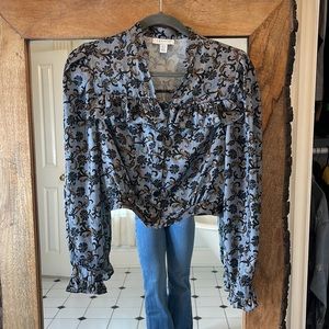 So pretty Topshop silk cropped shirt.  Like new!